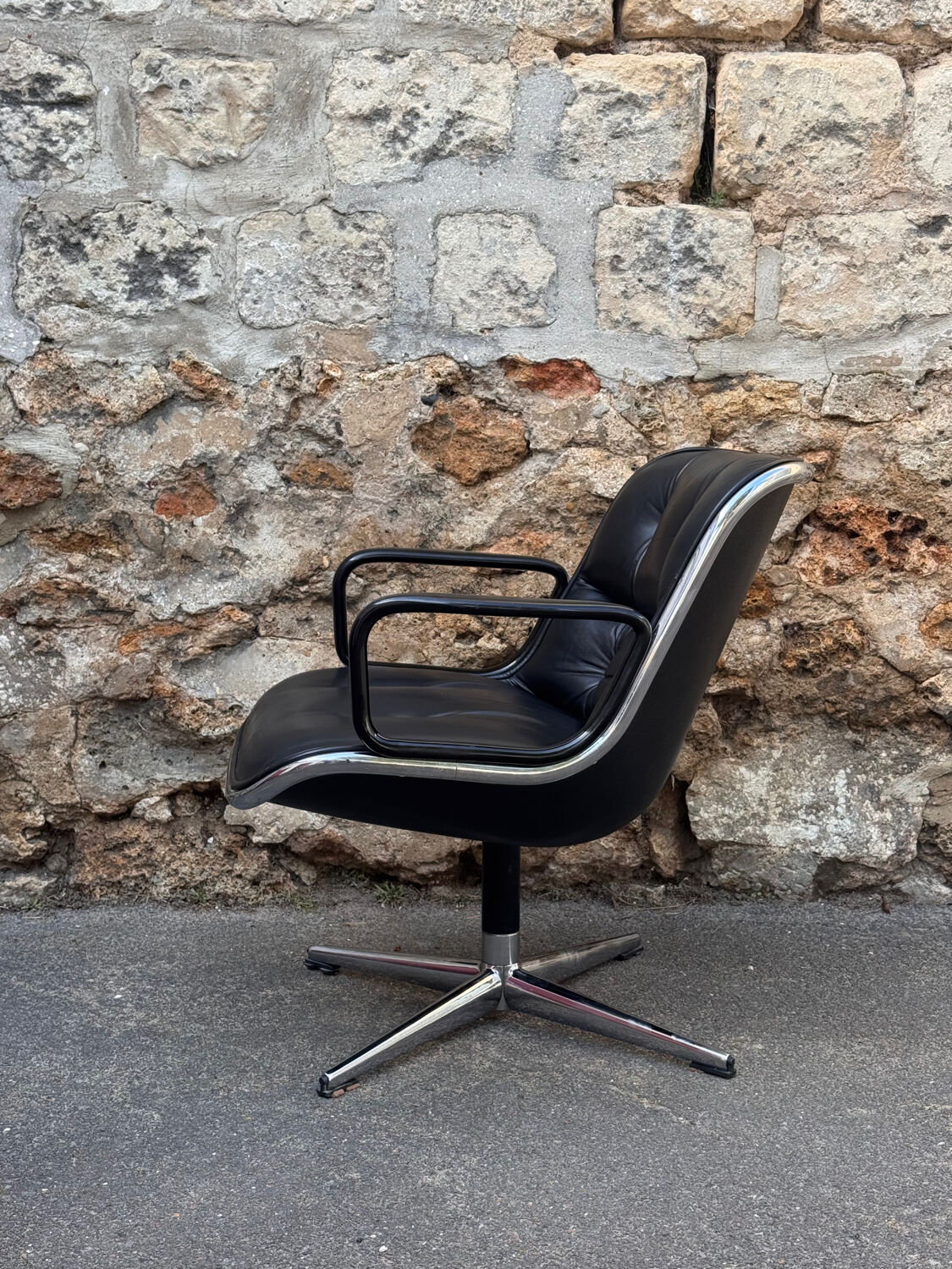 Charles Pollock armchair