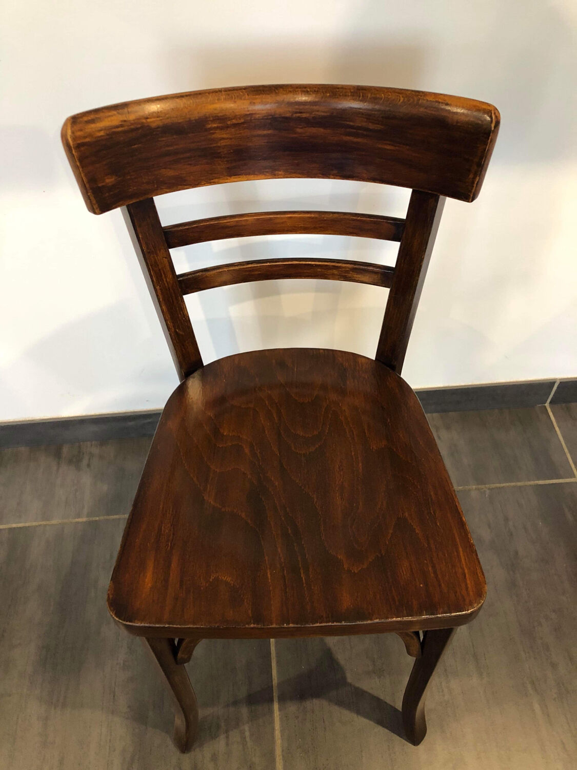 Suite de 4 chaises de bistrot Baumann vintage