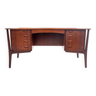 Teak Desk, designed by Svend Aage Madsen for H.P. Hansen, Denmark, 1960s