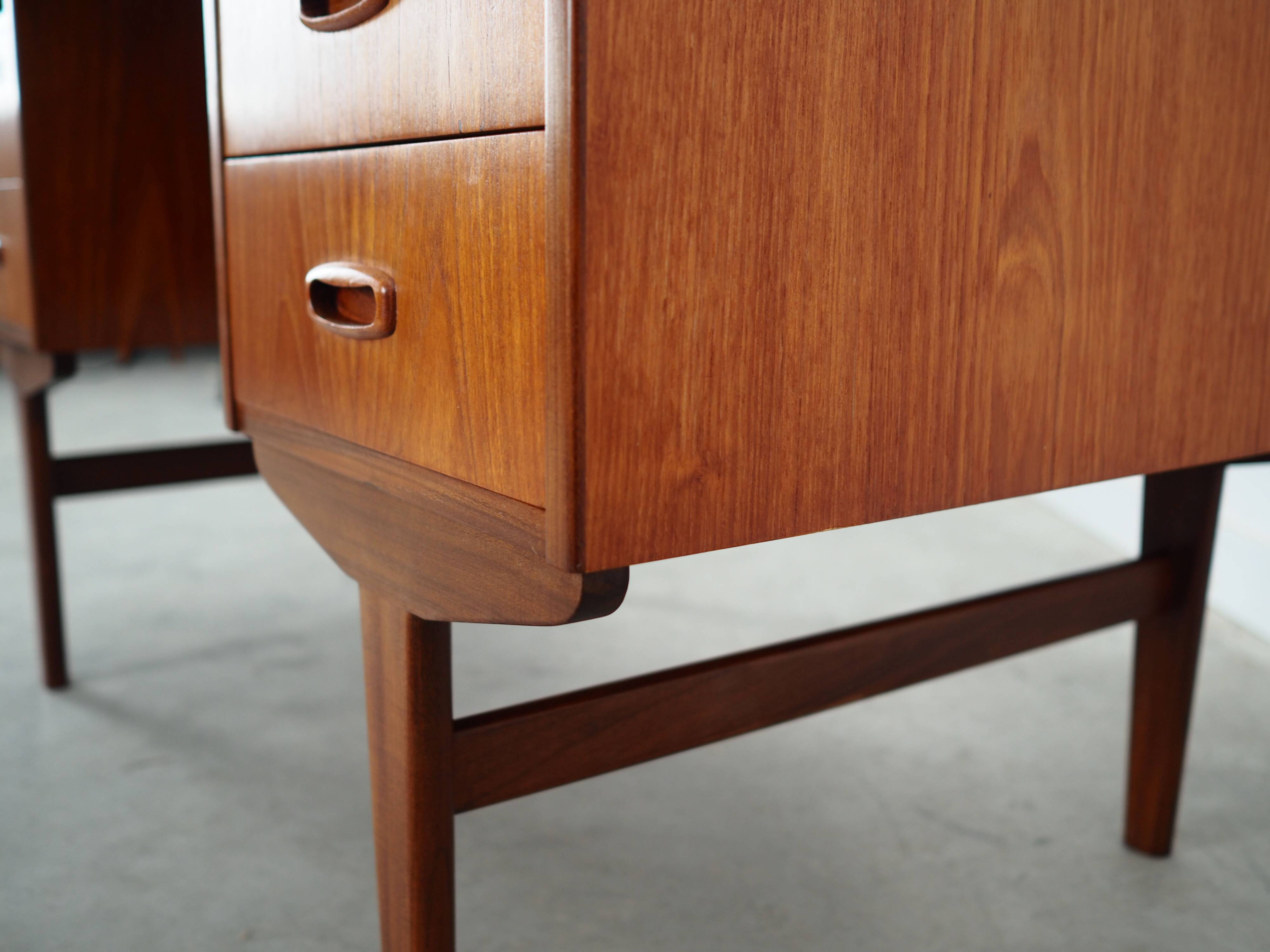Teak desk, Danish design, 1970s, production: Denmark