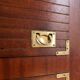 Armoire vintage style marine en bois