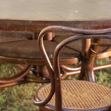 8 chaises et table en bois cintré, Empire Austro-Hongrois années 1900-1930