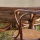 8 chaises et table en bois cintré, Empire Austro-Hongrois années 1900-1930