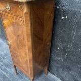 Small narrow transitional style furniture.