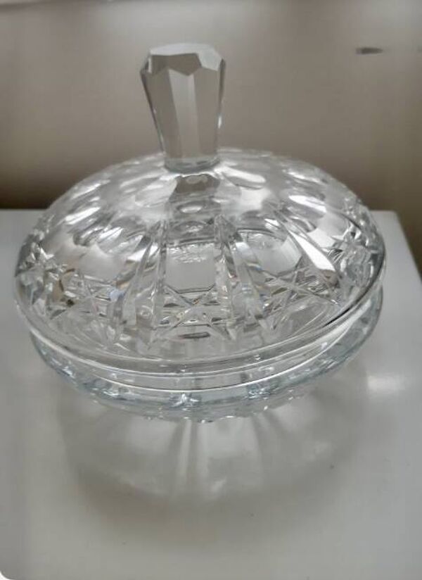 Bonbonnière en cristal de Bohème