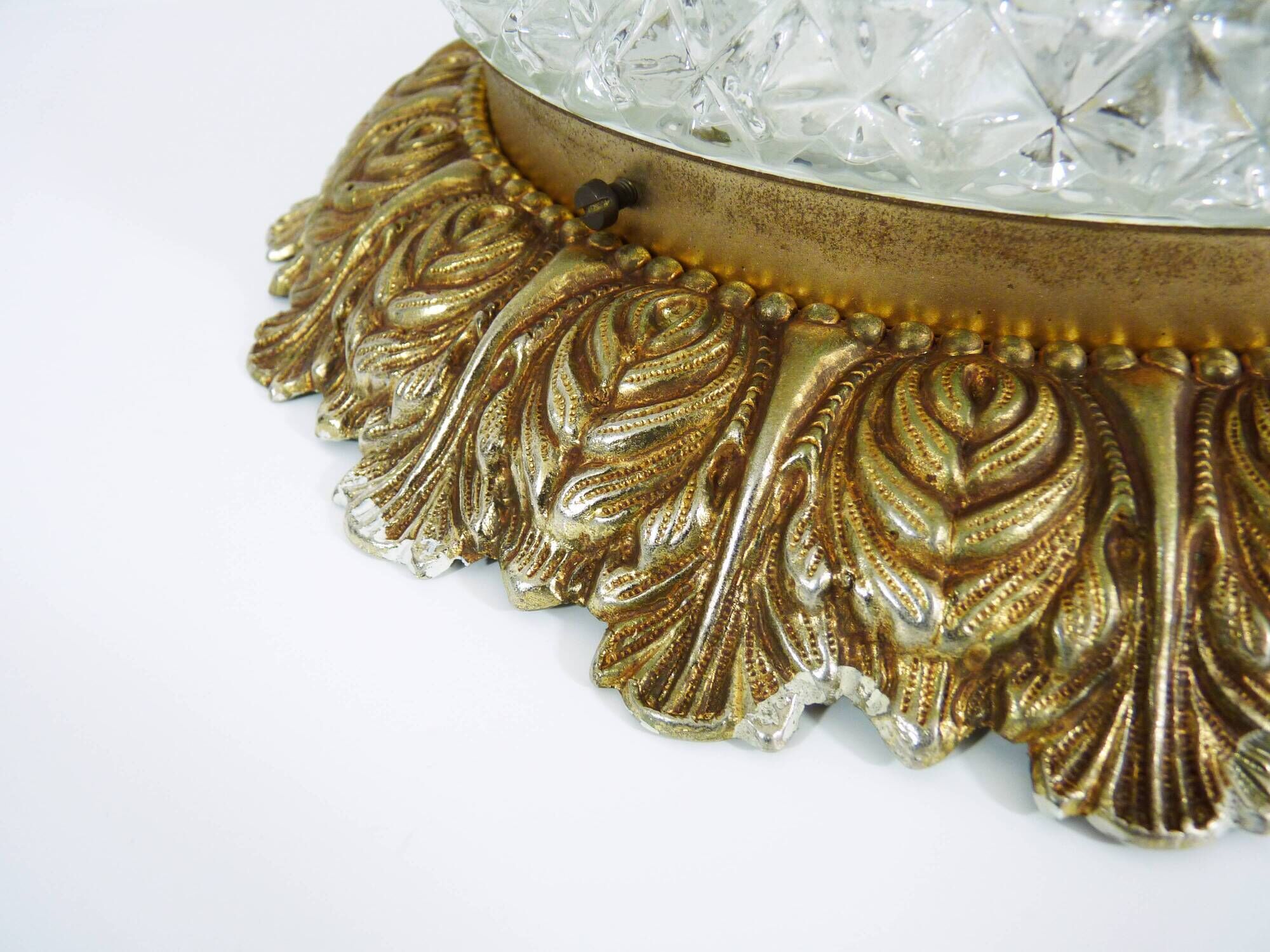 Brass and gold metal ceiling and diamond chiseled glass globe, double lights. Year 80