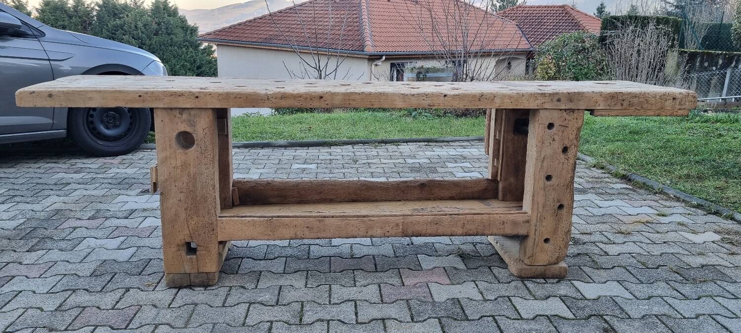 Oak carpenter's bench