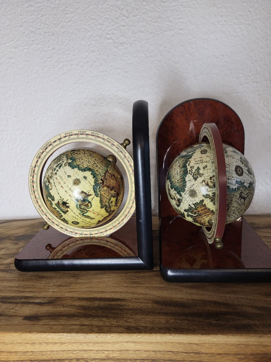 World map bookend