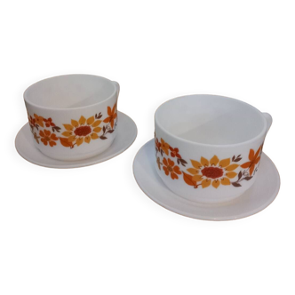 Pair of 2 vintage cups with saucers