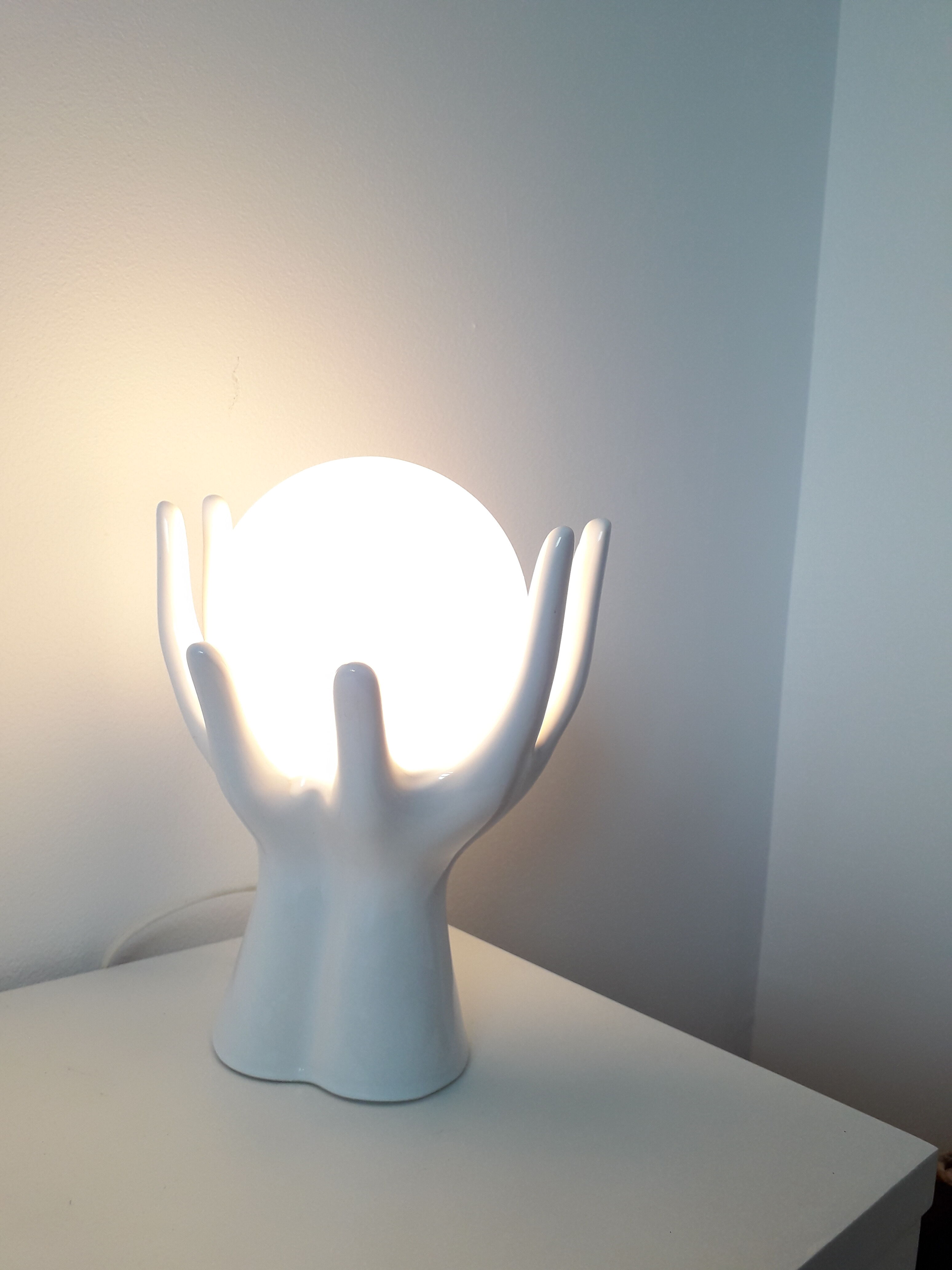 Hand lamp