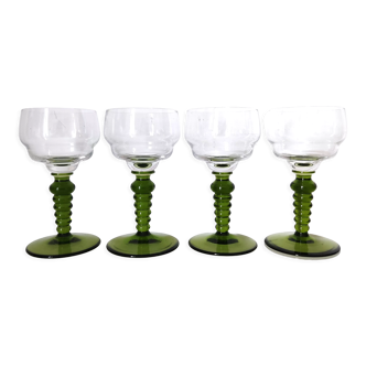 Set de 4 verres en cristal au pied vert