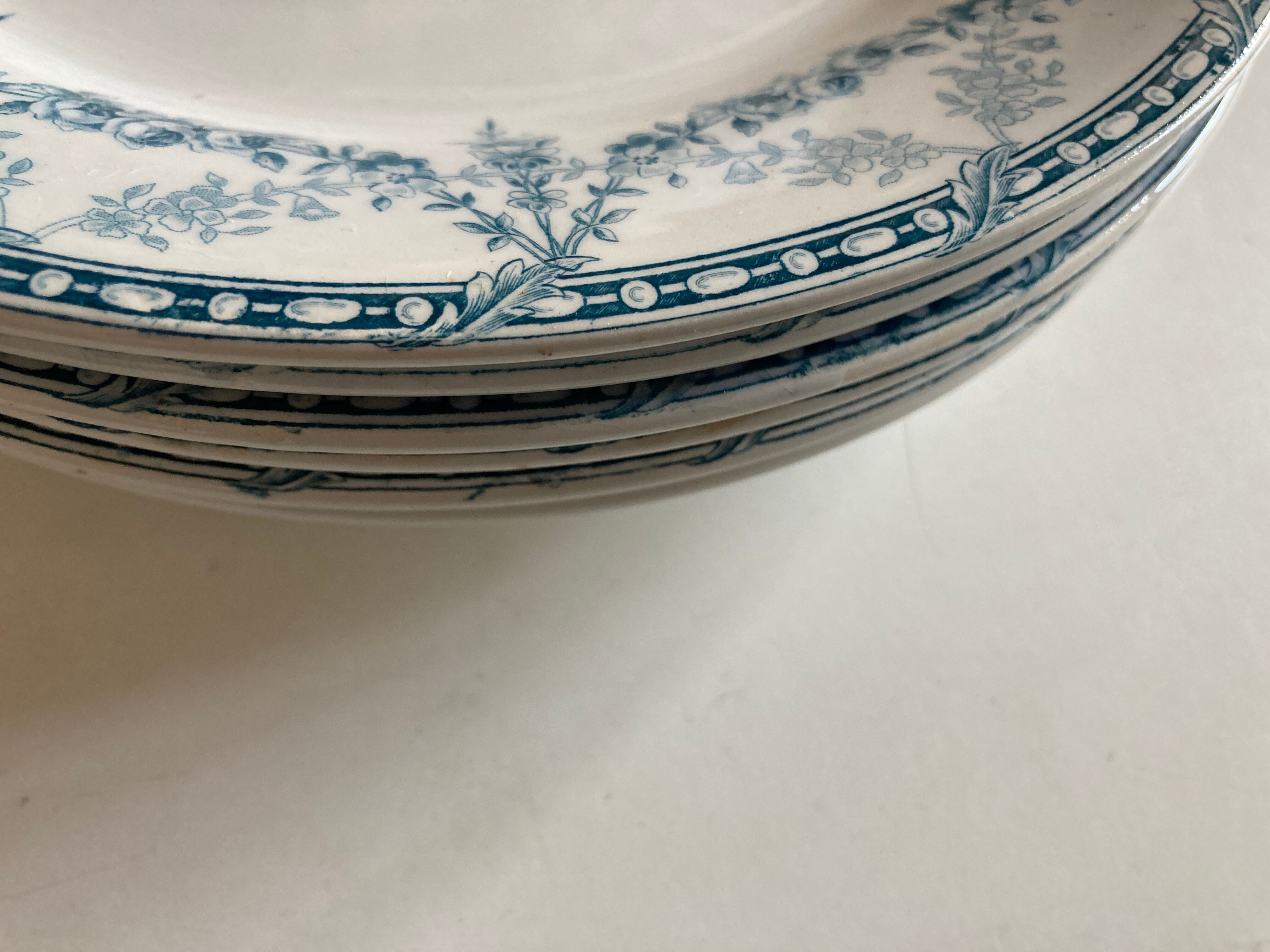 Set of 5 plates of earthenware Creil and Montereau early 20th