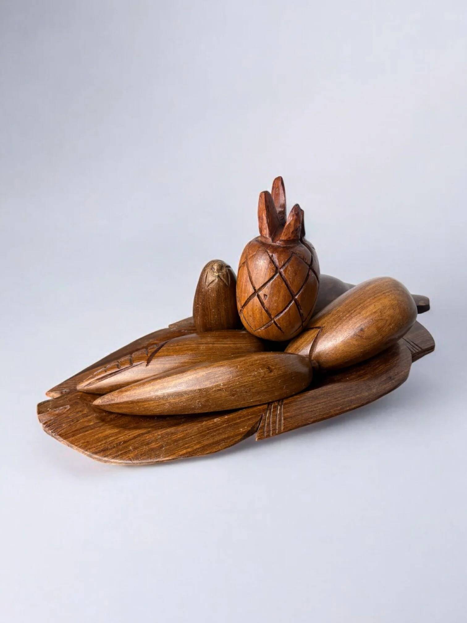 Hand-carved wooden fruit basket, set of 6, Italy, 1980