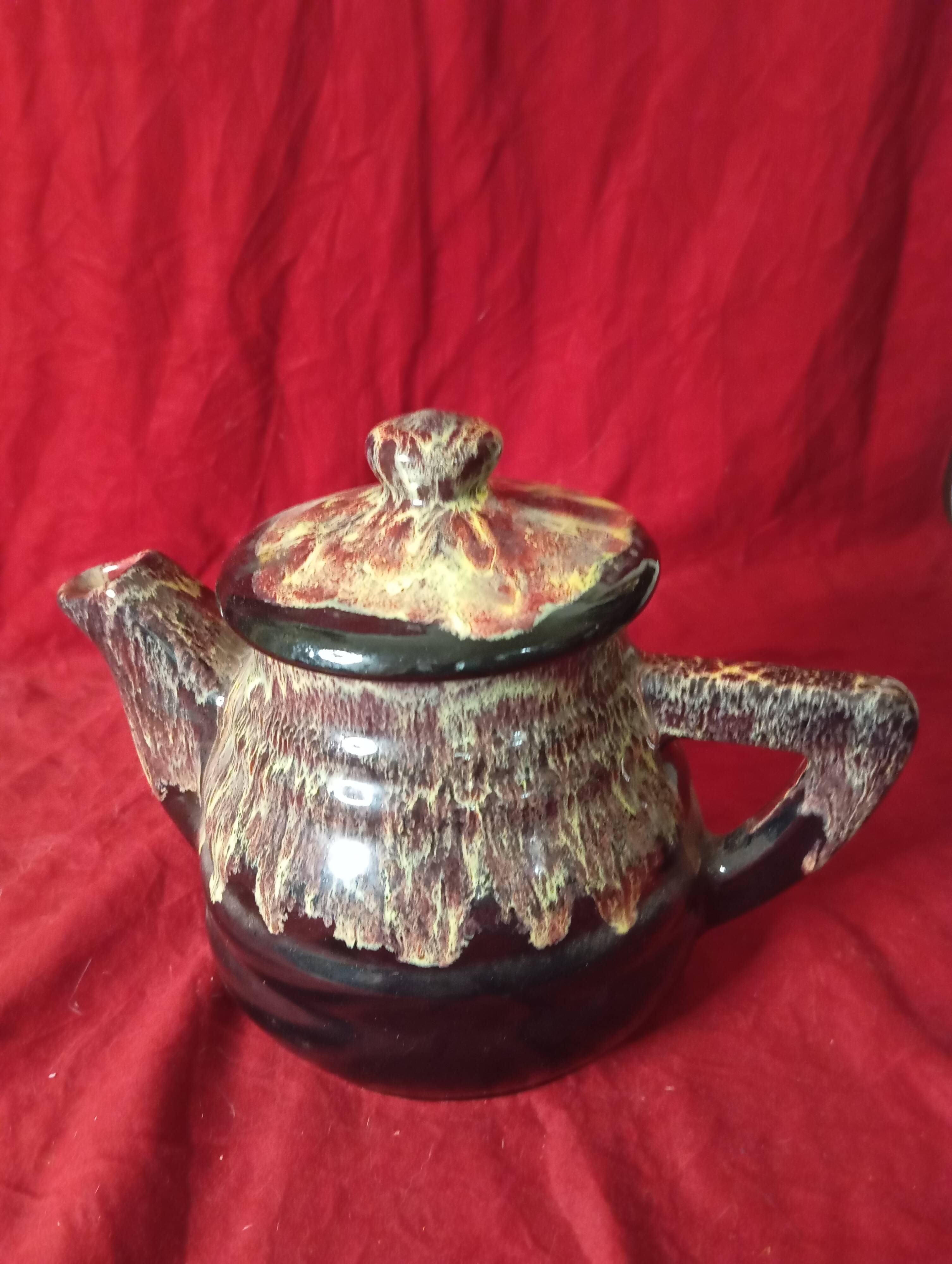 Morvan ceramic teapot
