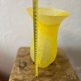 Vase en pâte de verre jaune marbré – Style Art Nouveau