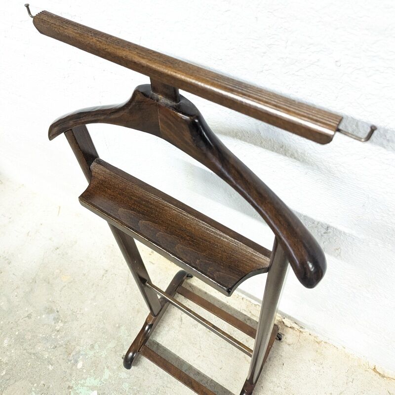 Vintage valet
