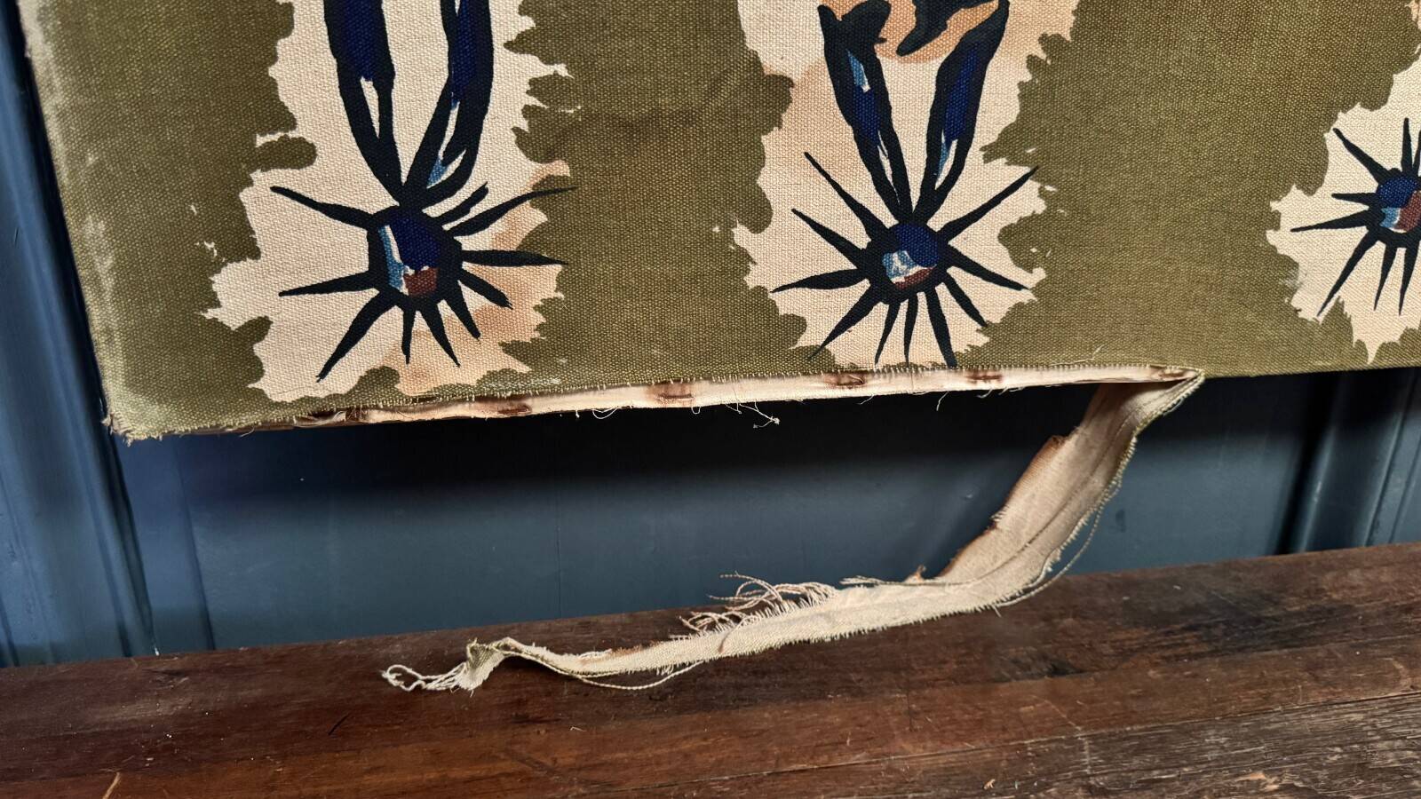 Panneau de tapisserie sur coton par Lurçat, 1960