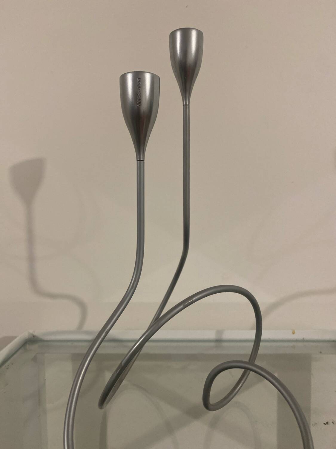 Black Blum Loop Candle Holder