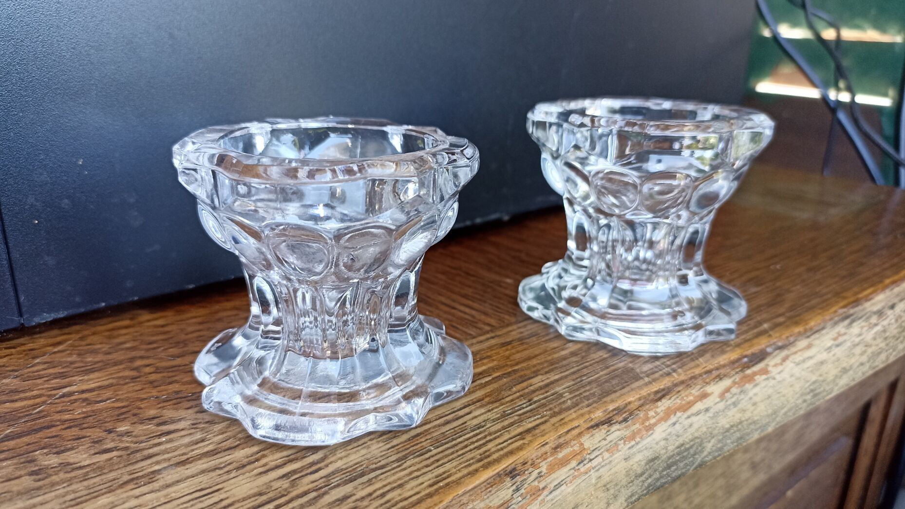 Pair of VMC candle holders in thick glass - Reims