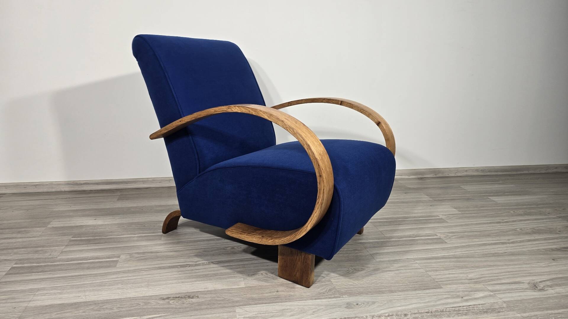 Fauteuil Art Déco par Jindřich Halabala, années 1950