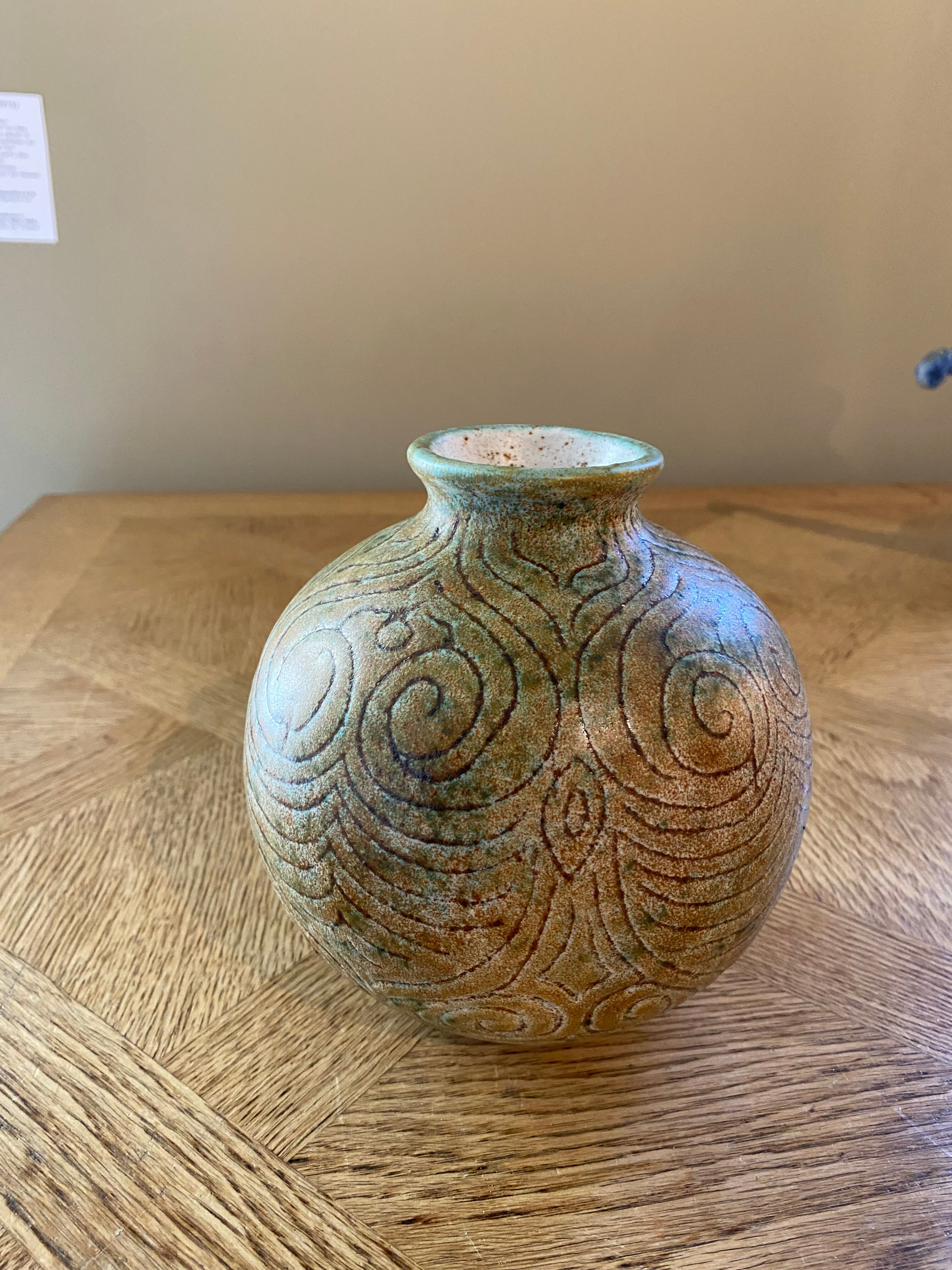 Vase boule en céramique Bernard Buffat
