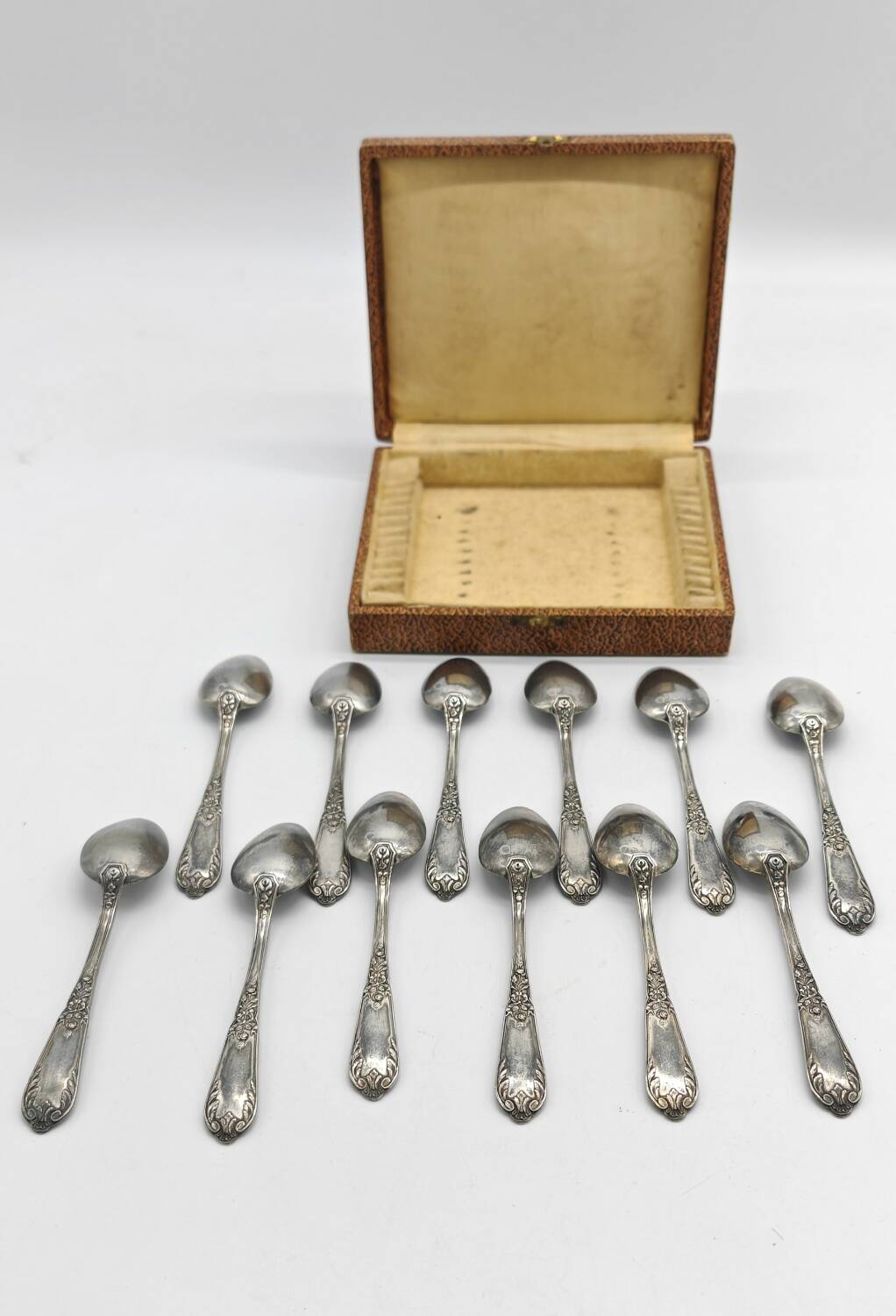 Set of 12 small spoons in silver metal, rocaille style