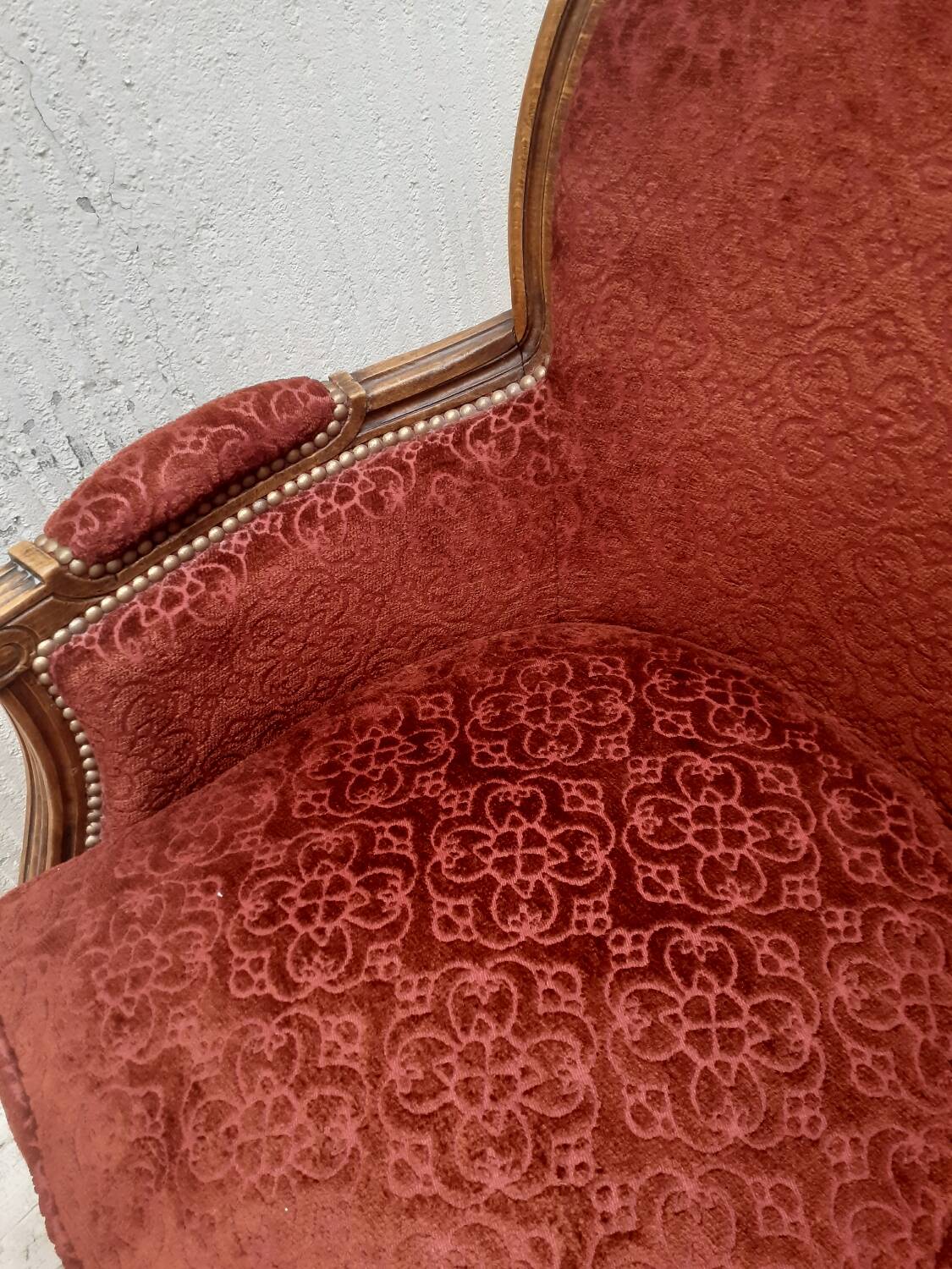 Lot 2 fauteuil voltaire médaillon bergère rouge bois sculpture