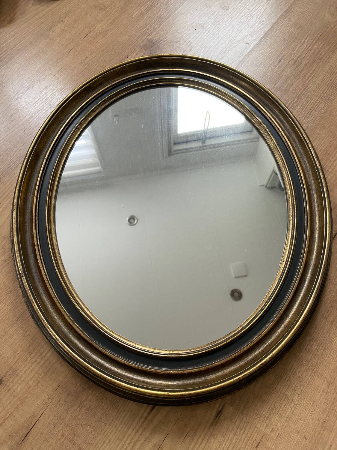 Deknudt Oval Mirror