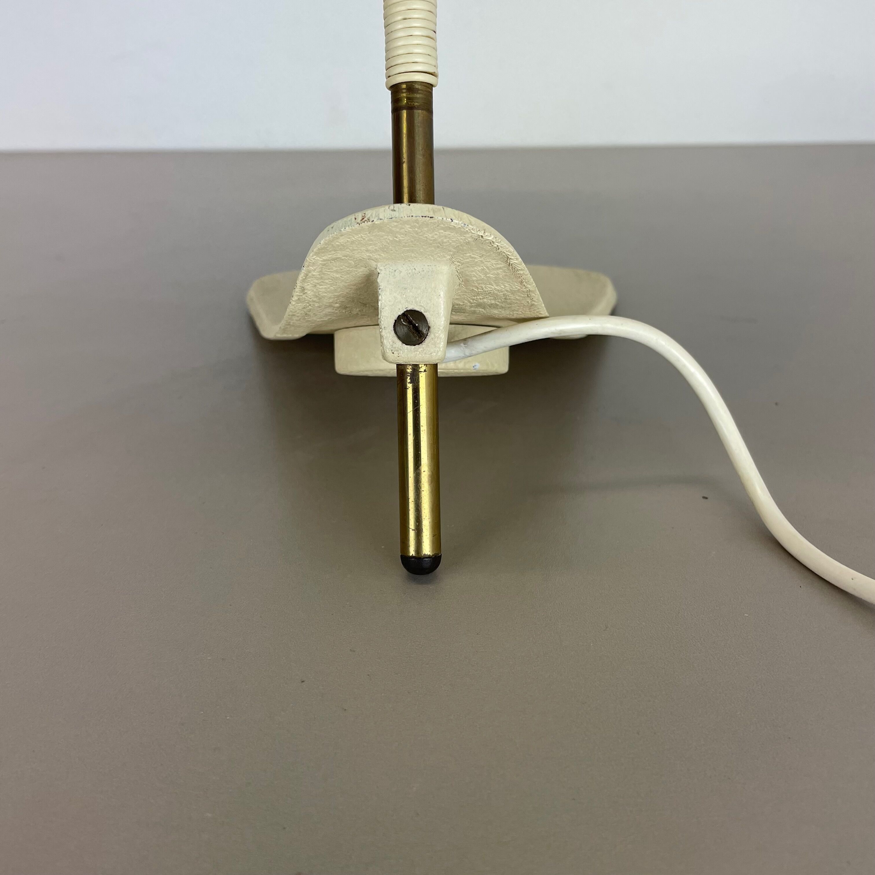 Modernist kalmar sytle Bauhaus beige metal and brass desk light, Austria, 1950s