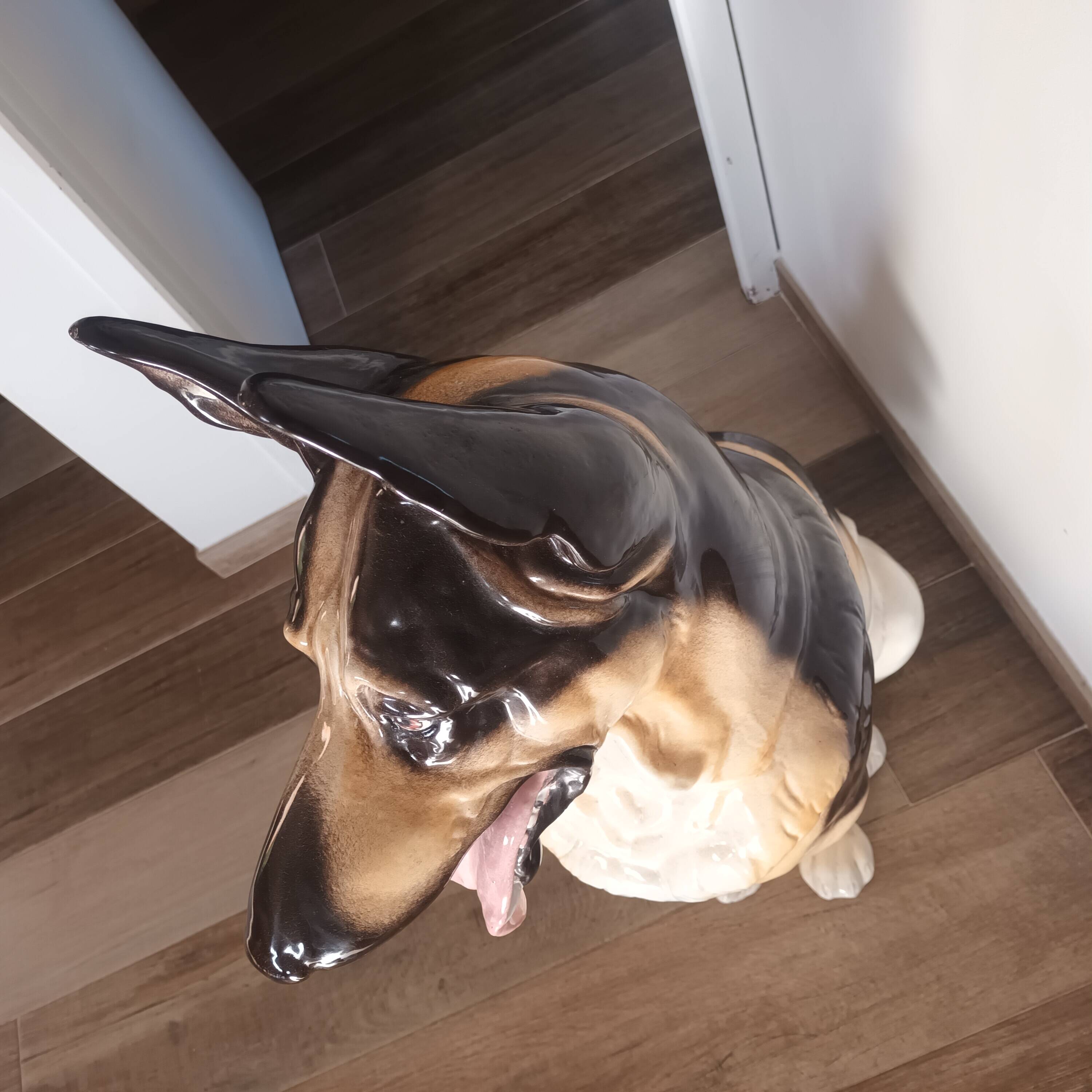 Chien Berger Allemand en faïence