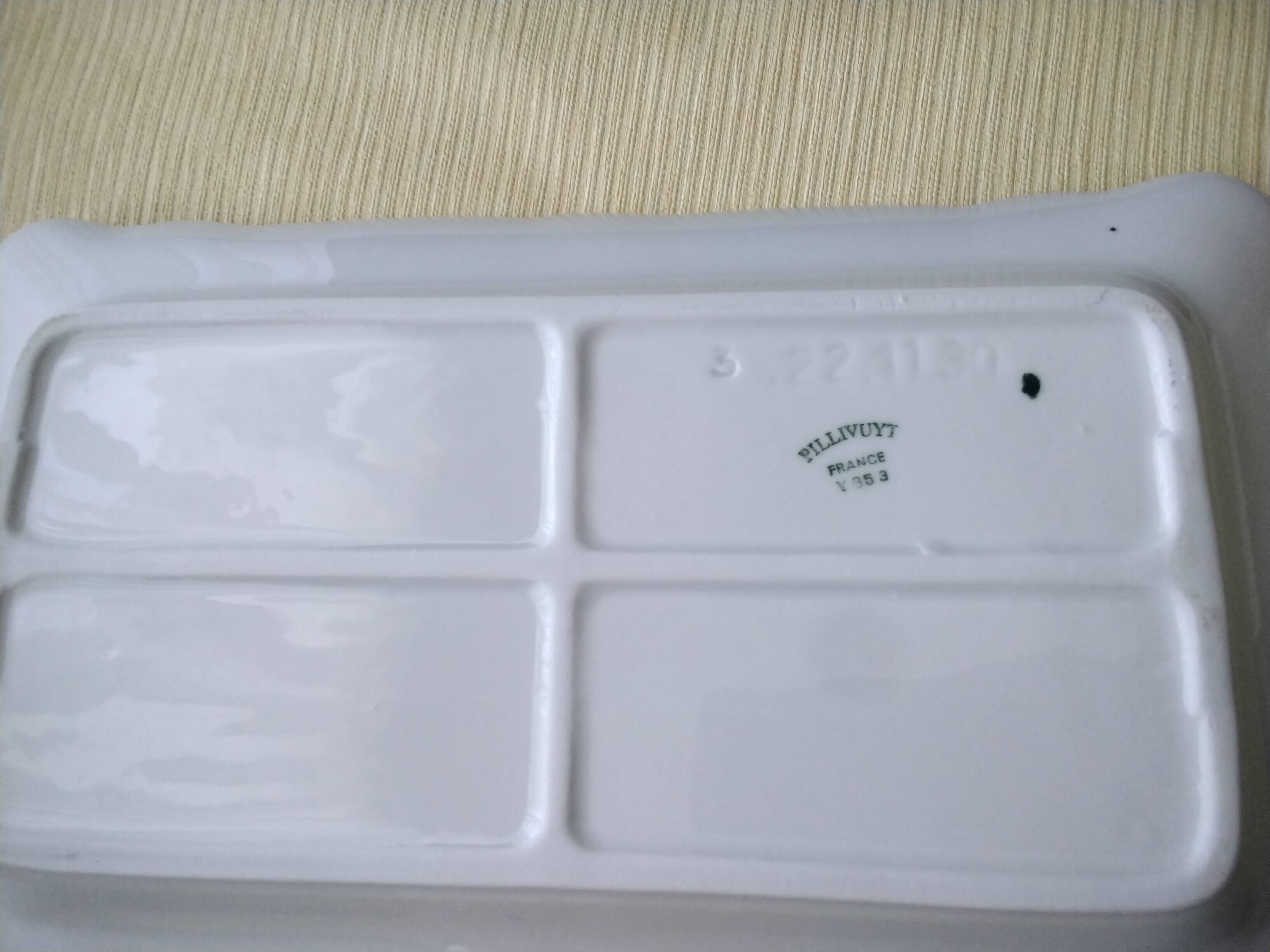 Pillivuyt white porcelain asparagus dish