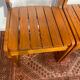 Paire de chaises traîneau vintage en pin massif