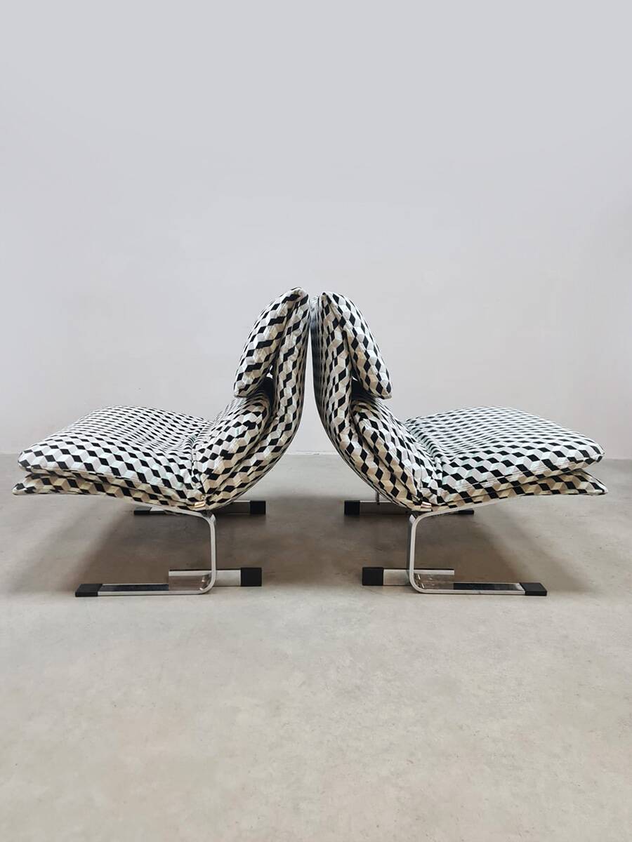 Vintage Italian design Onda Wave lounge chairs Giovanni Offredi Saporiti