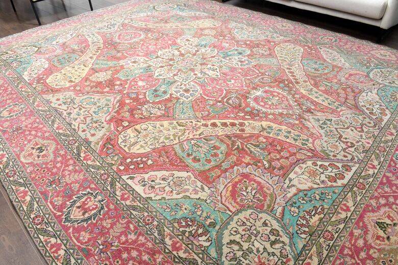 Authentic Persian Large Rug 307 x 377 cm