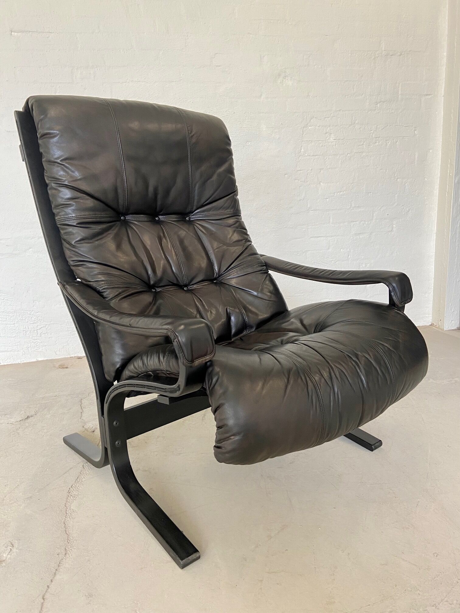 Vintage Norwegian leather chair & ottoman by Ingmar Relling