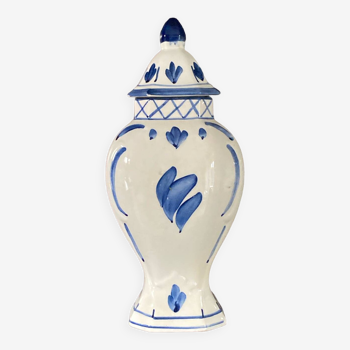 Delfts vase with lid