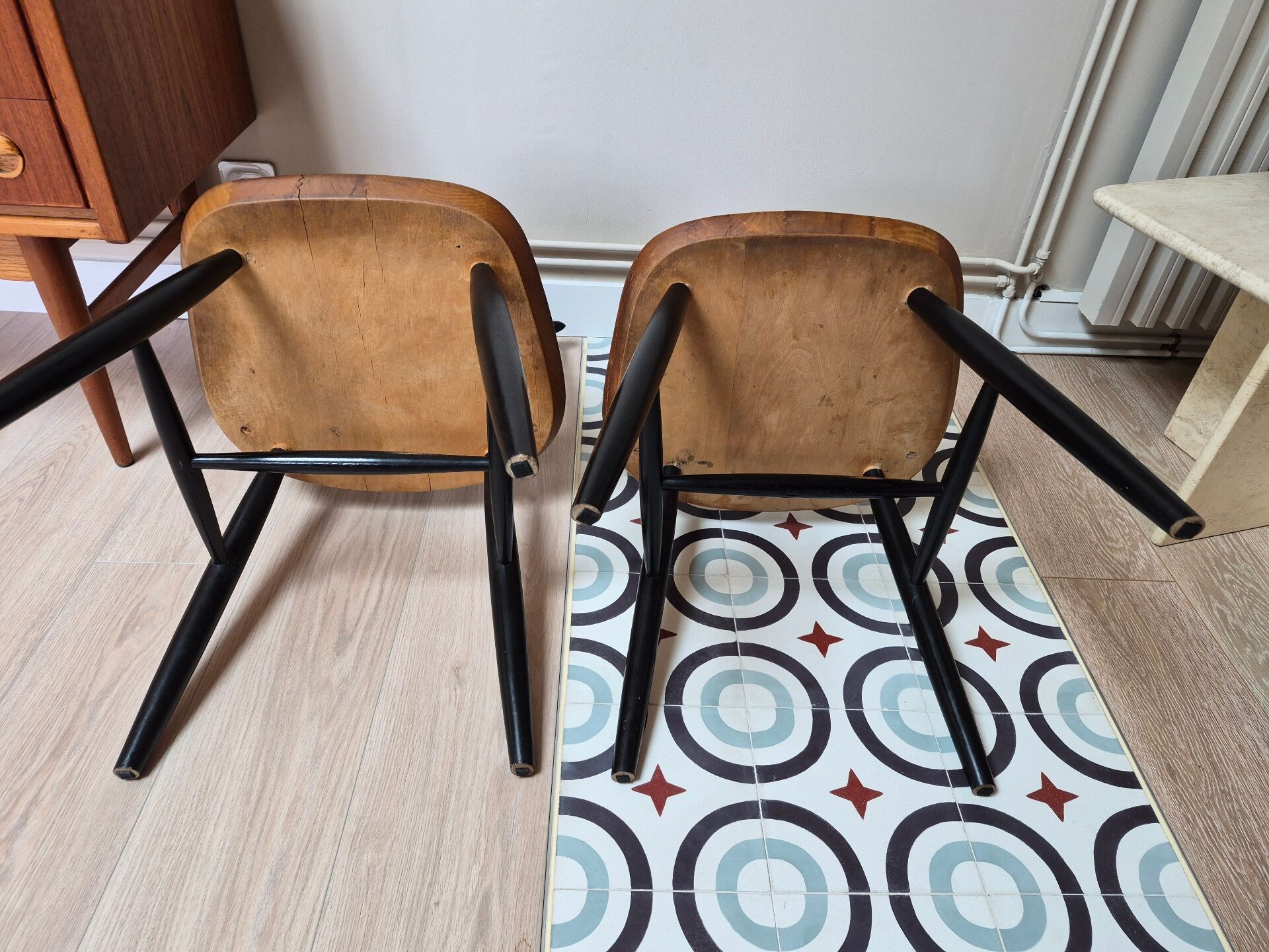 Lot de 2 chaises scandinaves type Fanett