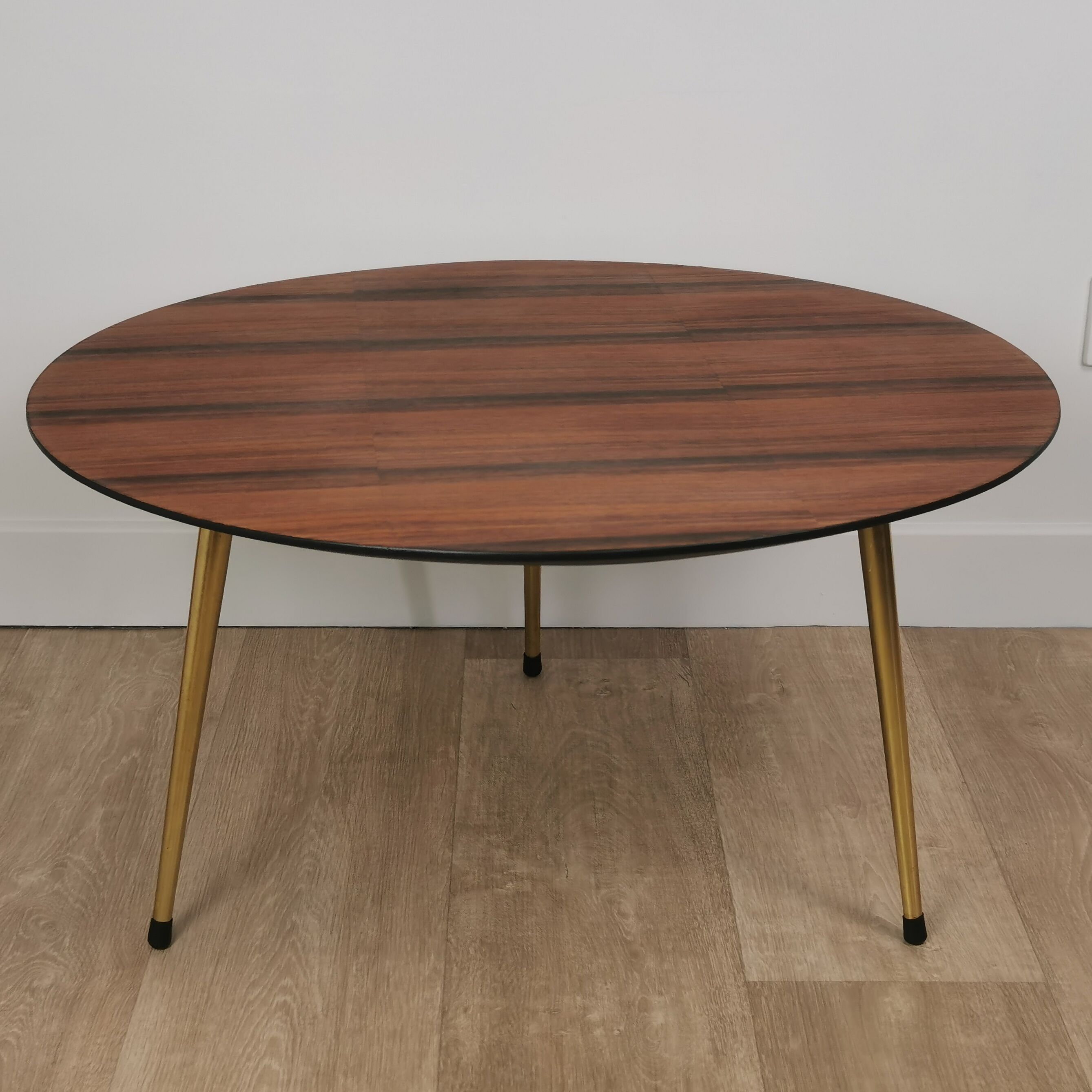 Table basse tripode