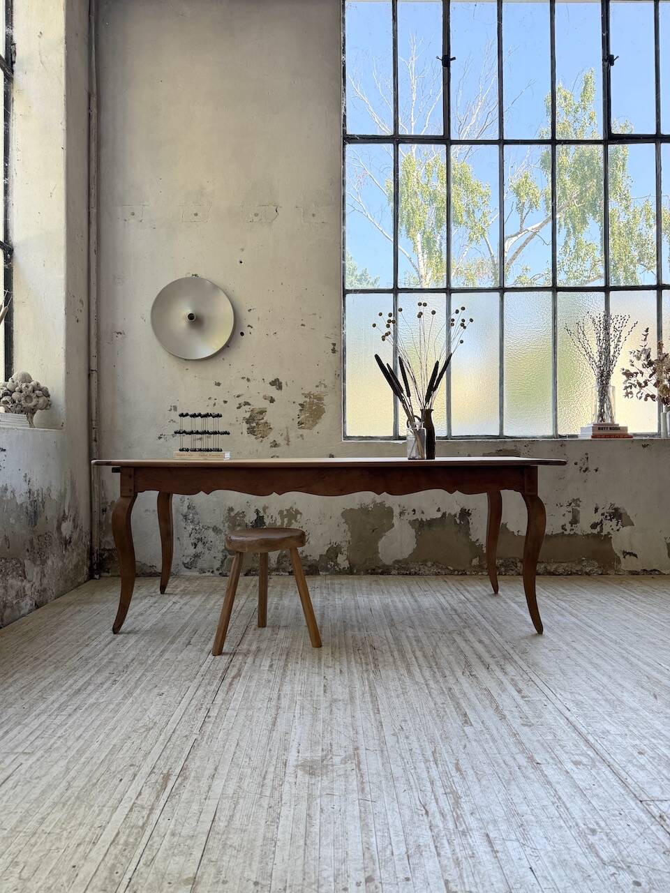 Table campagne provençale style Louis XV merisier