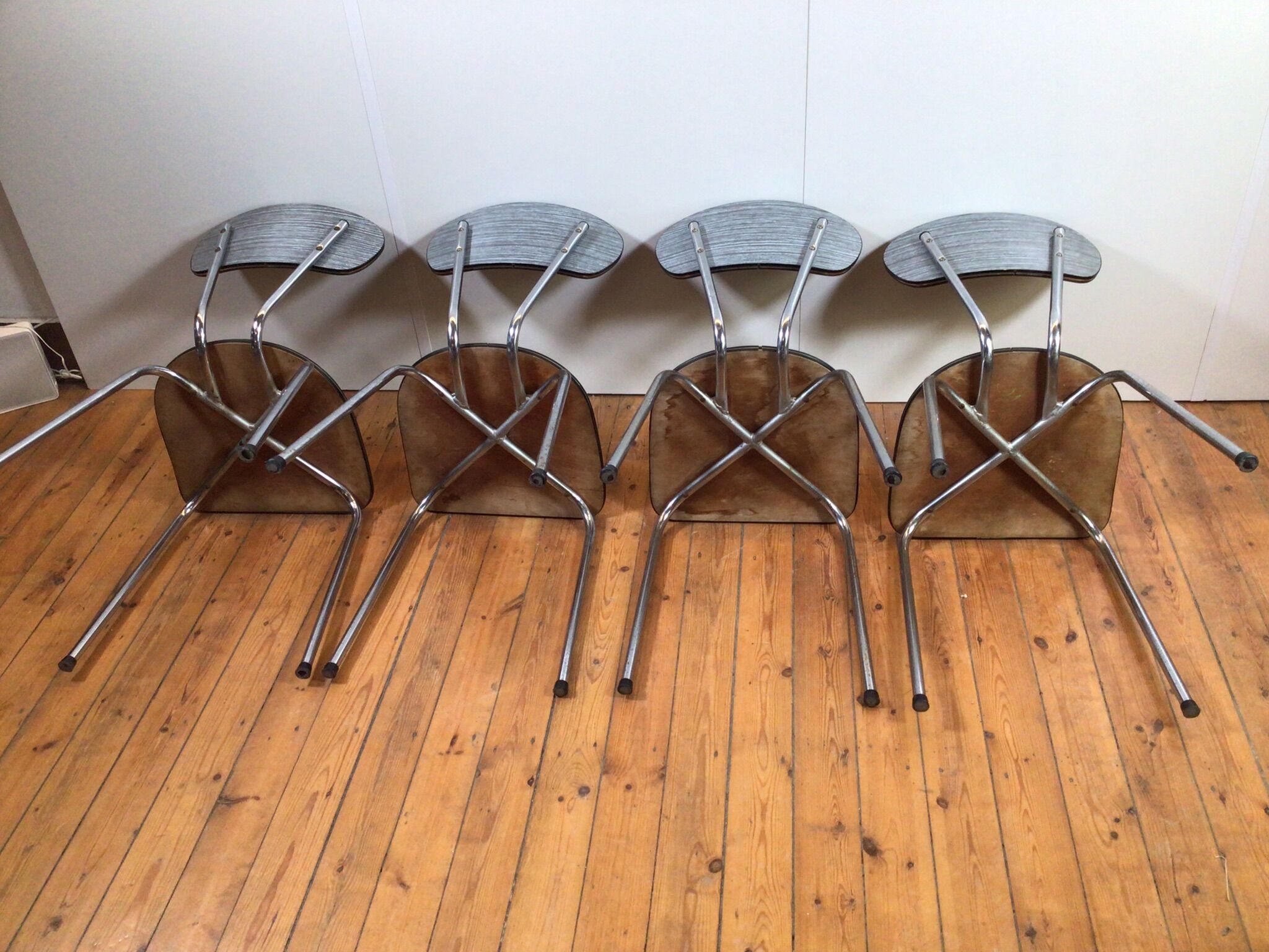 4 formica dining chairs