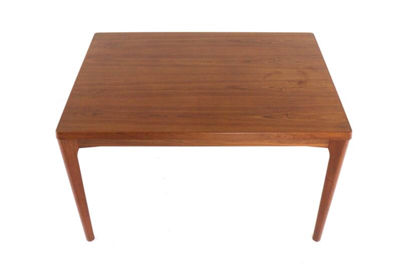 Henning Kjaernulf for extendable rectangular dining table Vejle - Danish