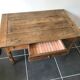 Table basse de ferme rustique pieds tournés avec 1 tiroir 1930