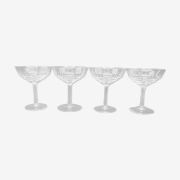 Set of 4 champagne glasses