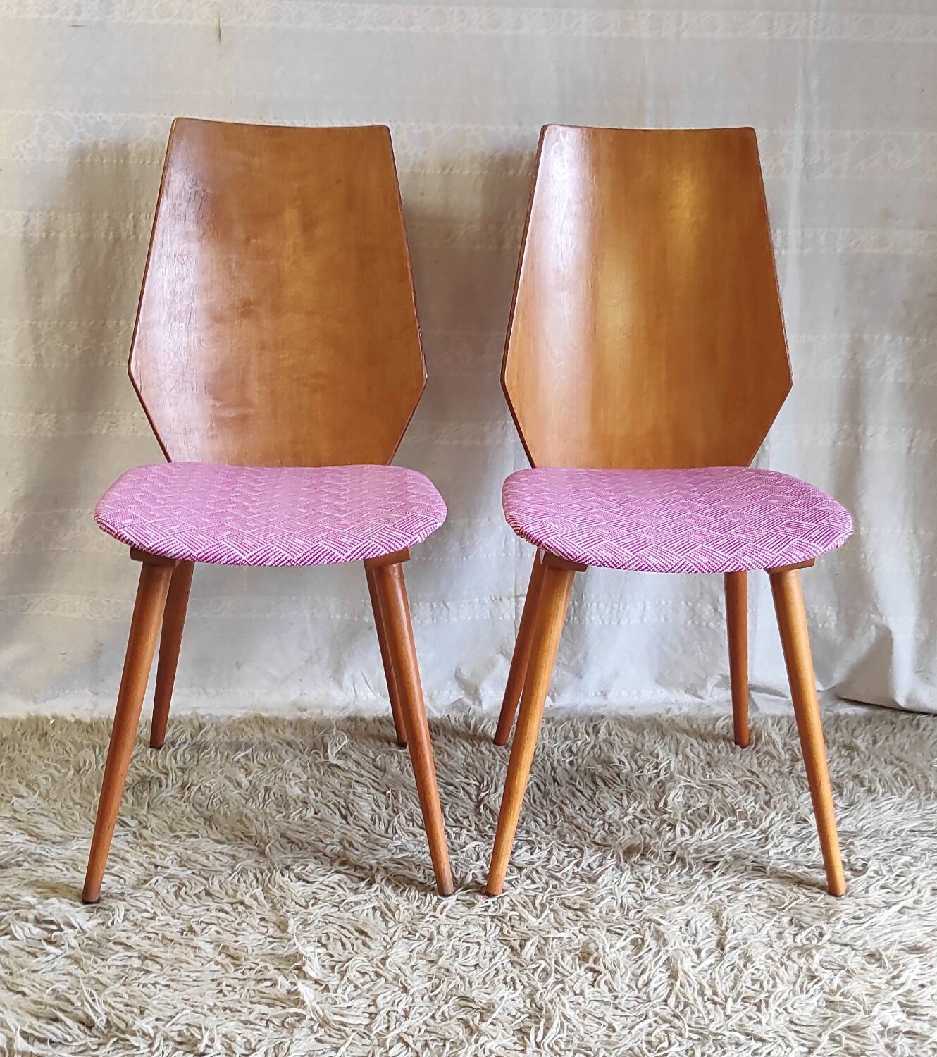 Duo of wooden chairs by Baumann - 60s/70s