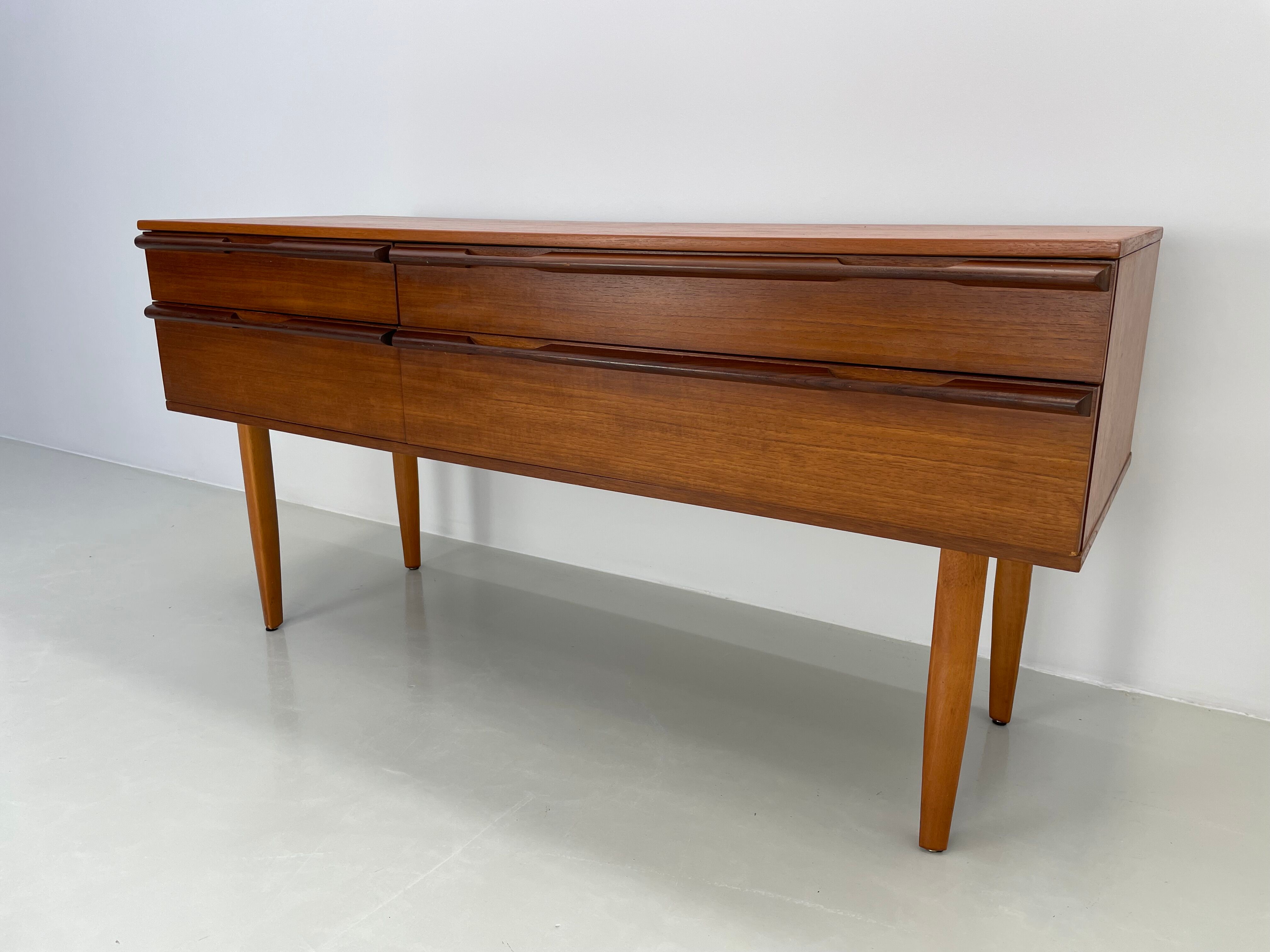 Avalon sideboard 1960