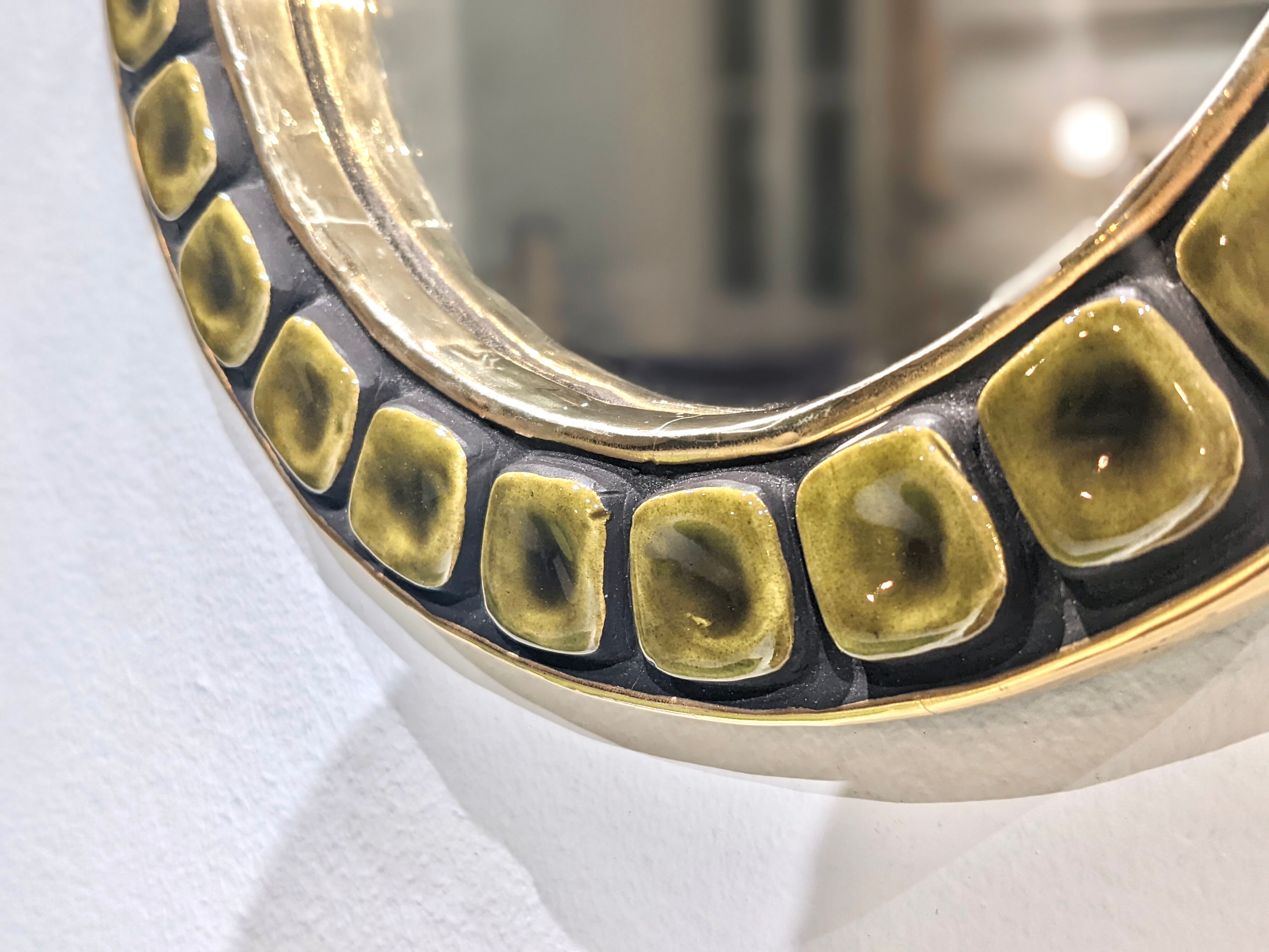 Mirror "sun" in glazed ceramic, 24 cm by Mithé Espelt