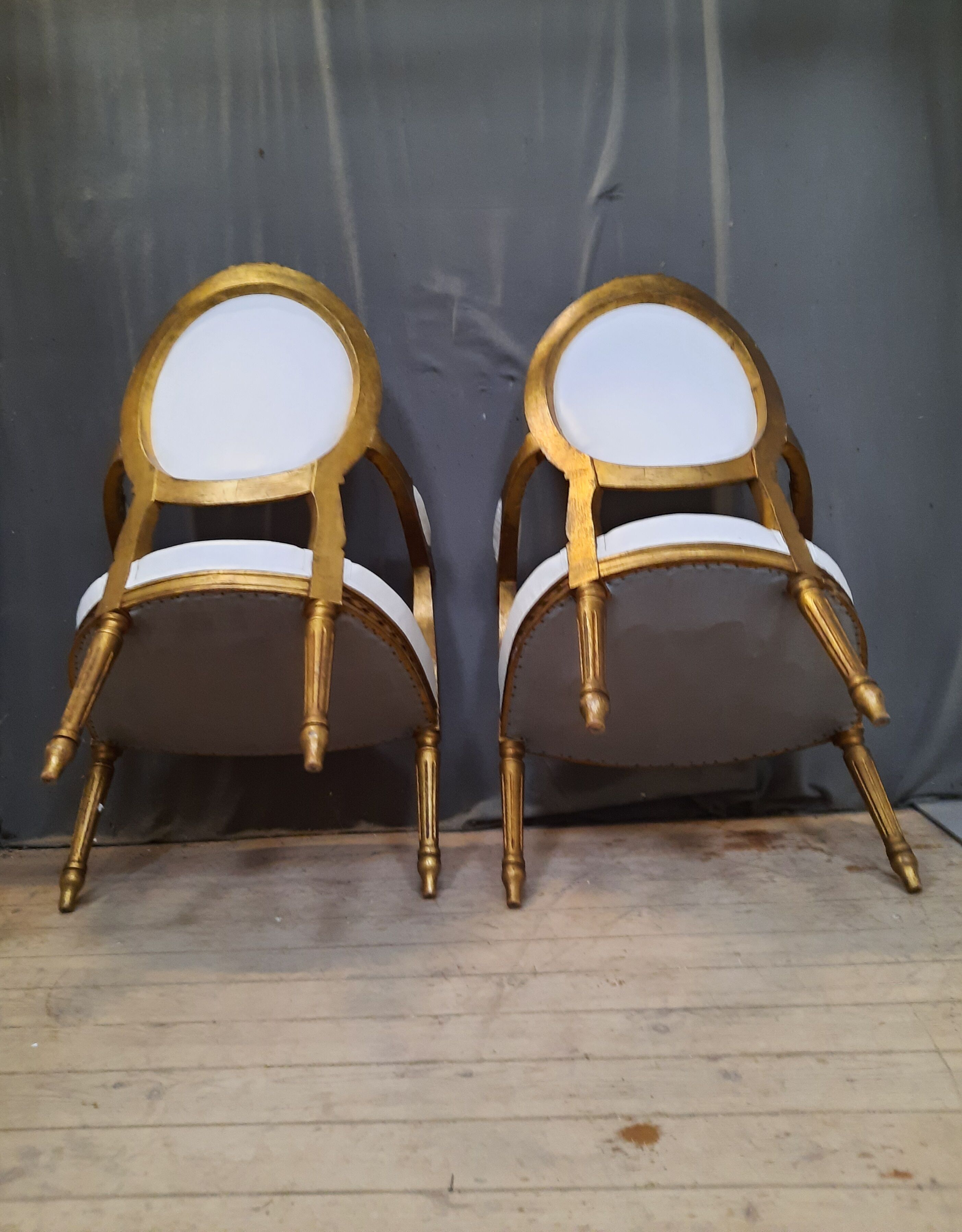 Louis XVI living room in gilded wood