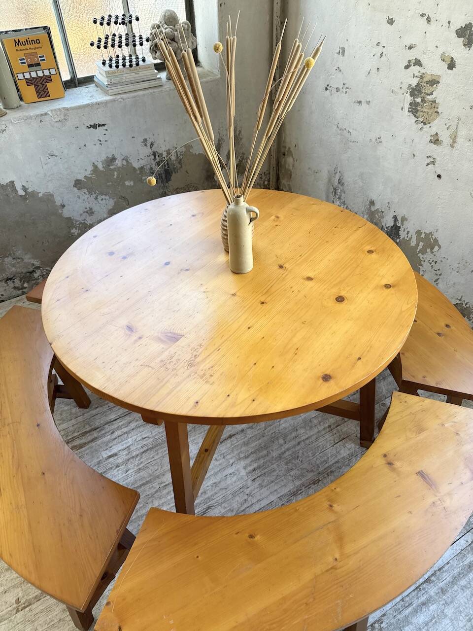 Set of round table and 4 rounded benches, 1950