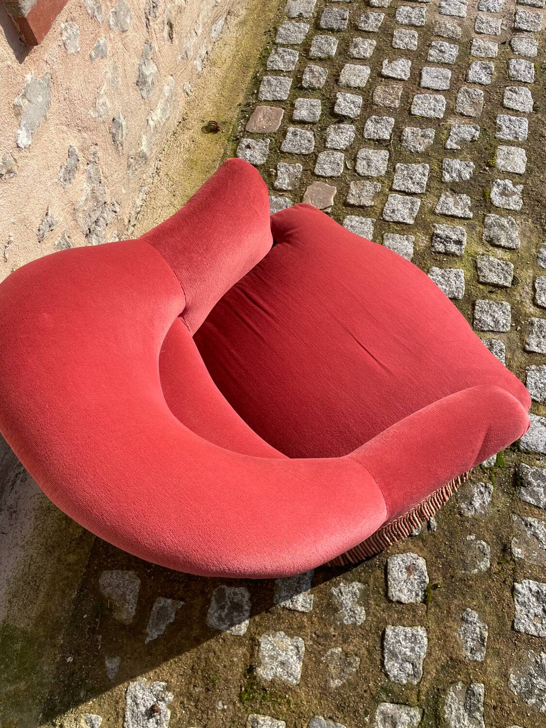 Fauteuil crapaud velours rose