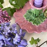 Bougeoir ancien en barbotine figurant une fleur